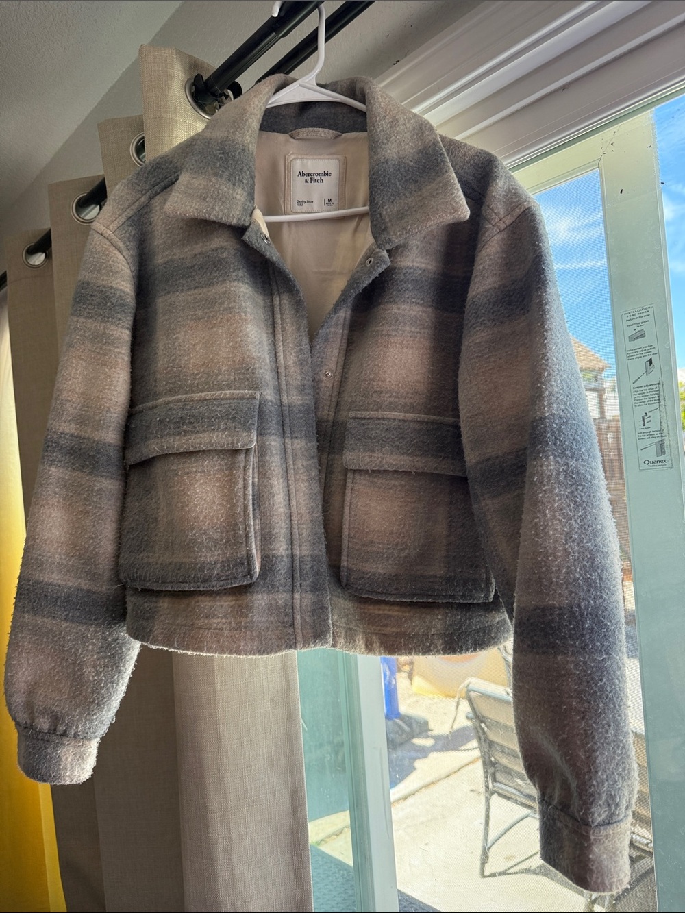 Abercrombie & Fitch Plaid Wool-Blend Cropped Jacket - Gray/Taupe